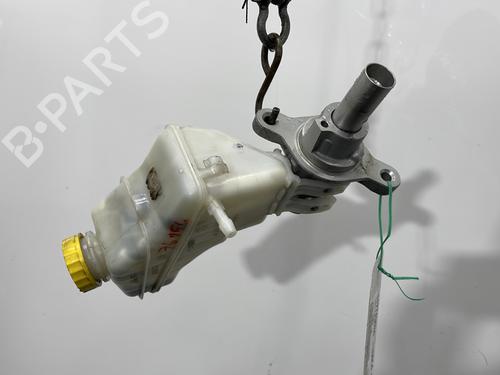 Used Brake master cylinder Brake master cylinder FIAT LINEA (323_, 110_) 1.3 D Multijet (323AXB11, 323AXB1A) (90 hp) 30975599 30975599