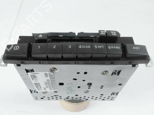 Used Radio Radio TOYOTA YARIS (_P1_) 1.0 (SCP10_, SCP10R) (65 hp) 28683573 28683573