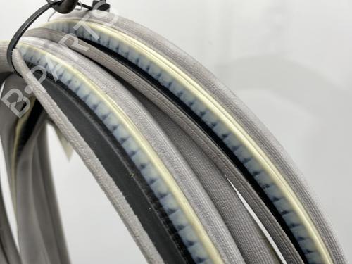 Used Rubber door seal Rubber door seal MERCEDES-BENZ E-CLASS (W210) E 220 CDI (210.006) (143 hp) 24810176 24810176