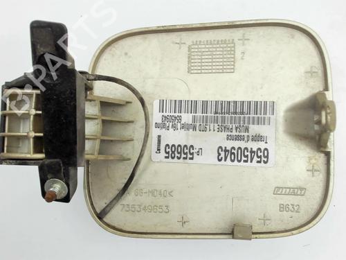 Używane Klapa wlewu paliwa LANCIA MUSA (350_) 1.9 D Multijet (350.AXC1A) (101 hp) 20451371