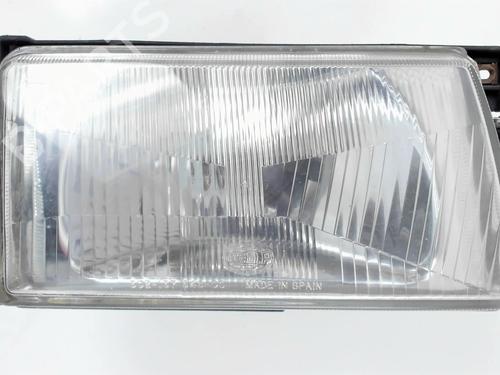 Used Right headlight VW POLO Coupe (86C, 80) 1.0 (45 hp) 21228770