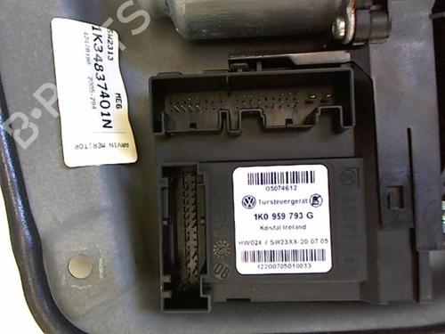 Front left window mechanism VW GOLF V (1K1) 1.9 TDI | BP20475135C22 