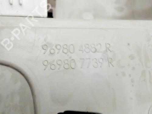 Used Interior roof light Interior roof light RENAULT MEGANE IV Hatchback (B9A/M/N_) 1.2 TCe 130 (B9MR) (130 hp) 36757415 36757415