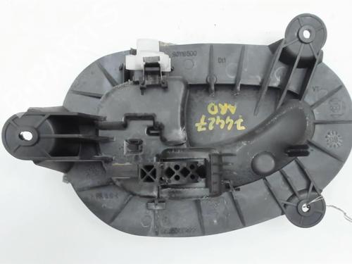 Used Rear right interior door handle Rear right interior door handle PEUGEOT 406 (8B) 2.0 HDI 90 (90 hp) 20394172 20394172
