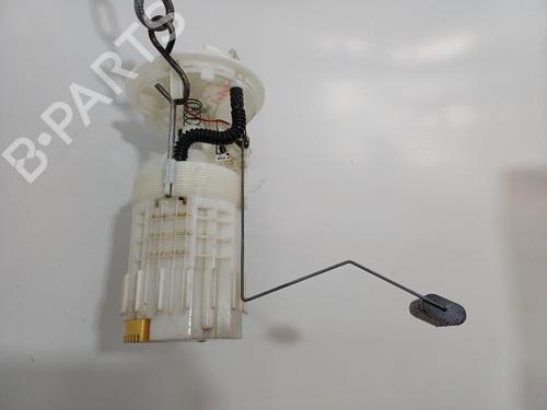 Used Fuel pump Fuel pump RENAULT MASTER II Van (FD) 2.5 dCi (FD01, FD02, FD21, FD22, FD31, FD32, FD3Y, FD71,... (120 hp) 40199326 40199326
