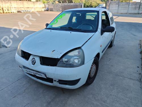 Brugte RENAULT CLIO II (BB_, CB_) 1.5 dCi (B/C2J) (68 hp) 4240670