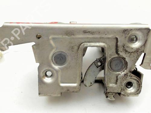 Used Tailgate lock RENAULT MASTER II Van (FD) 2.5 dCi (FD02) (101 hp) 30363925