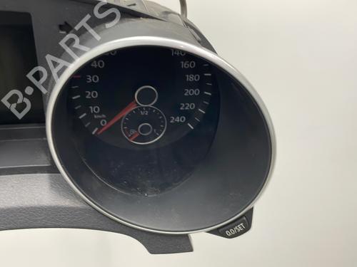 Used Instrument cluster Instrument cluster VW GOLF VI (5K1) 2.0 TDI (110 hp) 22564215 22564215