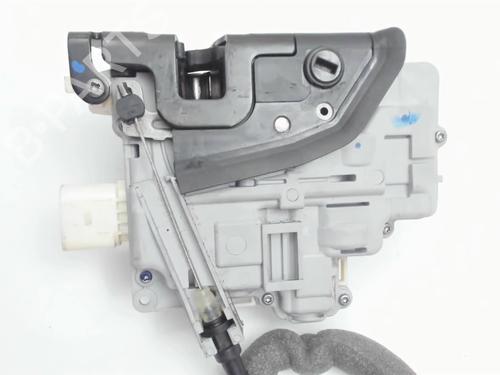 Rear left lock AUDI Q3 (8UB, 8UG) 2.0 TDI | BP20387474C100 