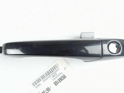 Used Front left exterior door handle DODGE JOURNEY 2.0 CRD (140 hp) 23779839