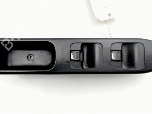 Used Left front window switch PEUGEOT 307 (3A/C) 1.4 16V (88 hp) 29625240
