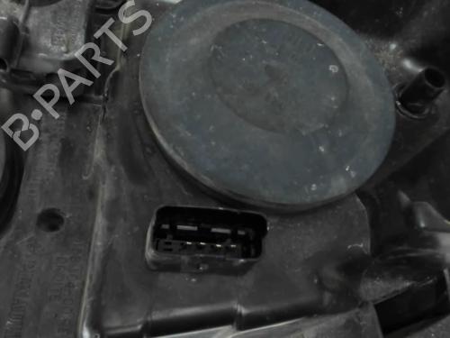 Right headlight RENAULT SCÉNIC II (JM0/1_) 1.9 dCi (JM0G, JM12, JM1G, JM2C) | BP30755853C29