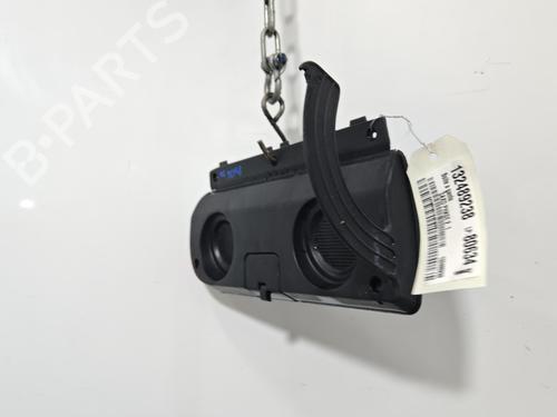 Used Glove box Glove box 39104163 39104163