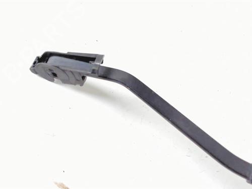 Used Front windshield wiper arm Front windshield wiper arm TOYOTA RAV 4 II (_A2_) 2.0 D 4WD (CLA20_, CLA21_, CLA20R, CLA21R) (116 hp) 20446359 20446359