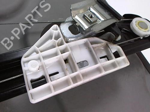 Used Rear left window mechanism Rear left window mechanism MERCEDES-BENZ B-CLASS Sports Tourer (W245) B 180 CDI (245.207) (109 hp) 20425974 20425974