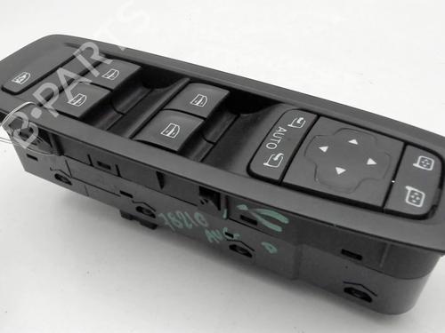 Used Left front window switch Left front window switch RENAULT MEGANE IV Hatchback (B9A/M/N_) 1.2 TCe 130 (B9MR) (130 hp) 36757416 36757416