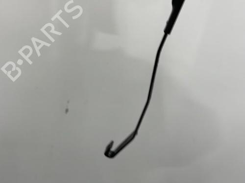 Used Rear windshield wiper arm SUZUKI GRAND VITARA I (FT, HT) 2.0 HDI 110 4x4 (SQ420D, TD82V) (109 hp) 20419190
