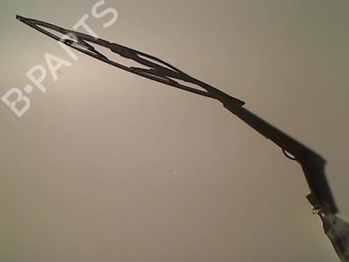 Used Front windshield wiper arm SUZUKI GRAND VITARA I (FT, HT) 2.0 HDI 110 4x4 (SQ420D, TD82V) (109 hp) 20408401