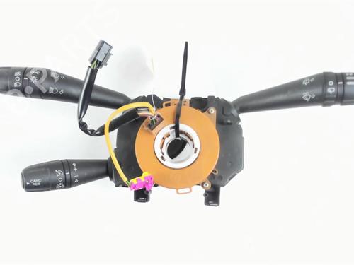 Used Steering column stalk FIAT 500L (351_, 352_) 1.3 D Multijet (199LXY1A, 199LXY11) (84 hp) 30689113
