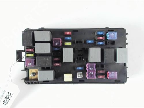 Used Fuse box CHEVROLET AVEO / KALOS Hatchback (T250, T255) 1.2 (84 hp) 22103076