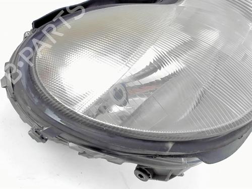 Right headlight MERCEDES-BENZ C-CLASS (W203) C 220 CDI (203.006) | BP20448112C29 