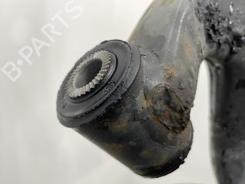 Right front suspension arm TOYOTA AURIS (_E18_) 1.8 Hybrid (ZWE186_, ZWE186R) | BP24208911M13 