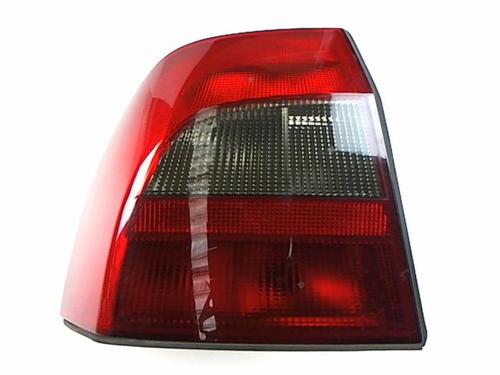 Used Left taillight OPEL VECTRA B Hatchback (J96) 2.0 i 16V (F68) (136 hp) 20460390