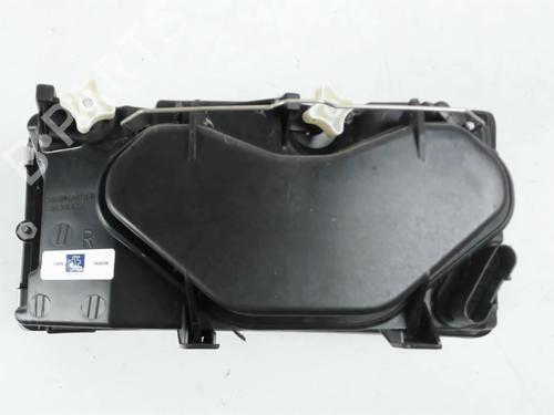 Right headlight IVECO DAILY III Van 35 C 12 V, 35 S 12 V (AGKA43A2, AGKB43A2, AGKB46A2,... | BP30890752C29 - Image 4