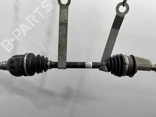 Used Left front driveshaft Left front driveshaft TOYOTA YARIS (_P13_) 1.5 Hybrid (NHP130_, NHP130) (101 hp) 23779410 23779410