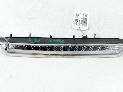 Terzo stop Terzo stop PEUGEOT 308 II (LB_, LP_, LW_, LH_, L3_) 1.6 HDi 100 (99 hp) 36757220 36757220
