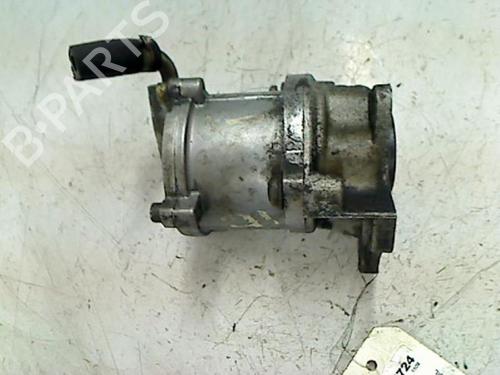 Used Vacuum pump RENAULT 19 I (B/C53_) 1.9 D (B/C534, B/C53J) (64 hp) 21233146