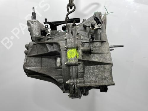 gearbox-renault-megane-iv-hatchback-b9amn_-2015-24114721 main image