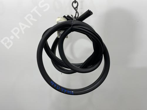 Used Rubber door seal BMW X1 (E84) sDrive 18 d (143 hp) 27572189