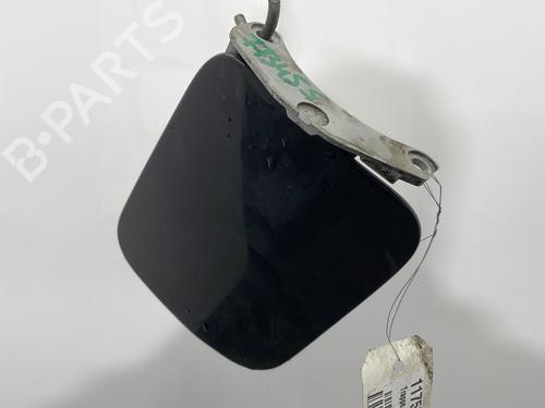 fuel-flap-audi-a8-d2-4d2-4d8-1994-1995-1996-1997-1998-1999-2000-2001-2002-2003-2004-2005-30848212 main image