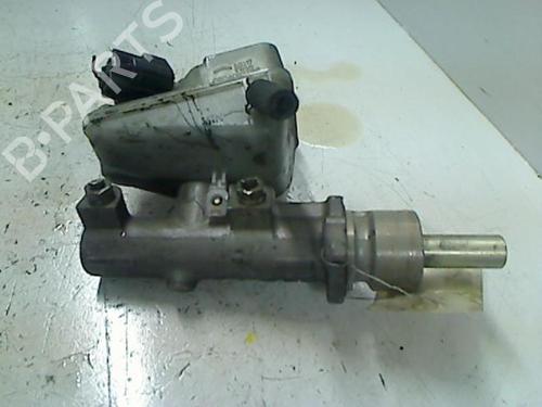 Used Brake master cylinder FORD MONDEO III (B5Y) 2.0 16V TDDi / TDCi (115 hp) 20458332
