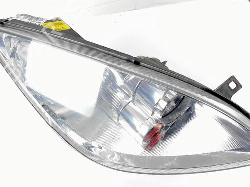 Used Right headlight MITSUBISHI COLT VI (Z3_A, Z2_A) 1.5 DI-D (Z39A) (95 hp) 20478200