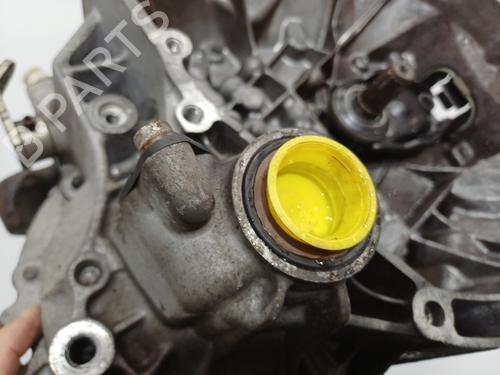 Used Gearbox Gearbox PEUGEOT 207 (WA_, WC_) 1.4 HDi (68 hp) 35892810 35892810