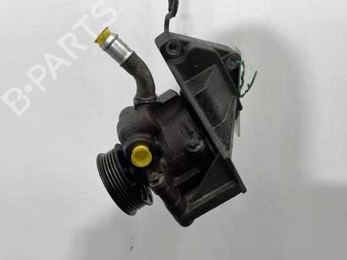Used Steering pump FORD FIESTA V (JH_, JD_) 1.6 16V (100 hp) 30720422