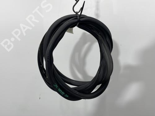 rubber-door-seal-vw-golf-vii-5g1-bq1-be1-be2-2012-2013-2014-2015-2016-2017-2018-2019-2020-2021-32428815 main image