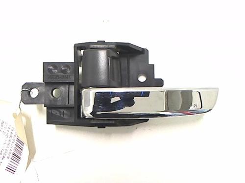 Used Front left interior door handle CITROËN C4 AIRCROSS 1.6 HDi 115 AWC (114 hp) 20416228