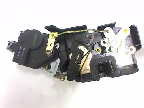Rear right lock HYUNDAI SANTA FÉ I (SM) 2.0 CRDi 4x4 | BP20470259C99 