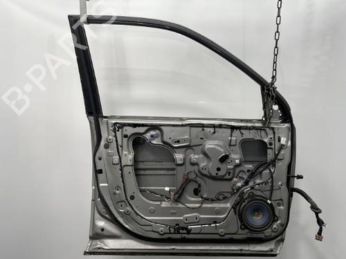 Used Left front door NISSAN X-TRAIL I (T30) 2.2 Di 4x4 (114 hp) 20440404