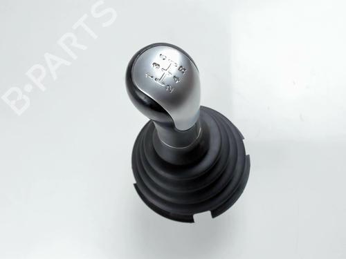 Used Shift knob Shift knob FORD FIESTA V (JH_, JD_) 1.4 TDCi (68 hp) 20396434 20396434
