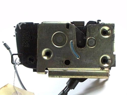 Used Rear left lock NISSAN PRIMERA (P12) 2.2 Di (126 hp) 20444912