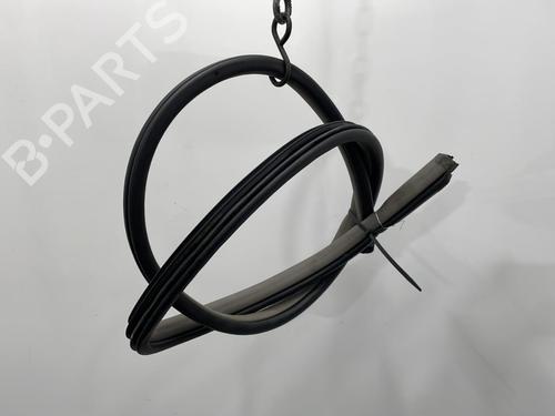 Used Rubber door seal HYUNDAI SANTA FÉ I (SM) 2.0 CRDi 4x4 (113 hp) 20440041