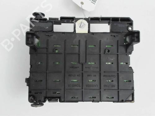 Used Fuse box Fuse box PEUGEOT 307 Break (3E) 1.6 HDi 110 (109 hp) 21240913 21240913