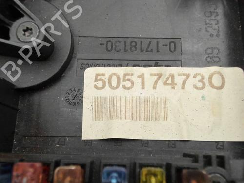 Fuse box VW GOLF VI (5K1) 2.0 TDI | BP39576082E1 - Image 6