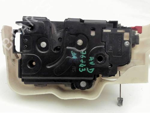 Używane Zamek drzwi przednich prawych VW TOURAN (1T1, 1T2) 1.9 TDI (105 hp) 29921694