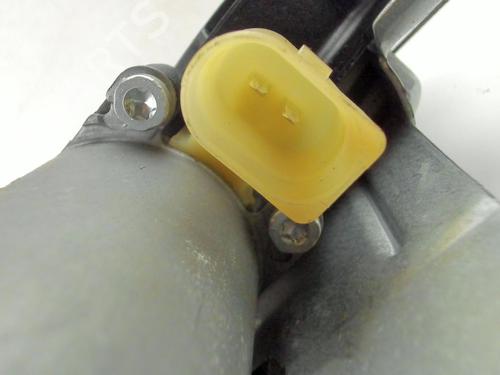 Used Rear left window mechanism Rear left window mechanism VOLVO S60 I (384) D5 (185 hp) 20391490 20391490