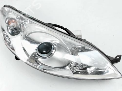 Used Right headlight PEUGEOT 407 SW (6E_, 6D_) 2.0 HDi 135 (136 hp) 31839335